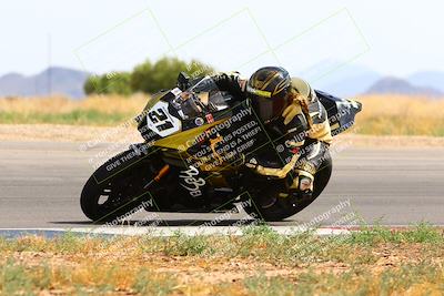 media/Apr-30-2023-CRA (Sun) [[020fcf5d43]]/Race 11-600 Expert Superbike/